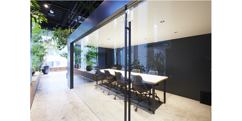 大阪府大阪市 / オフィス、会議室