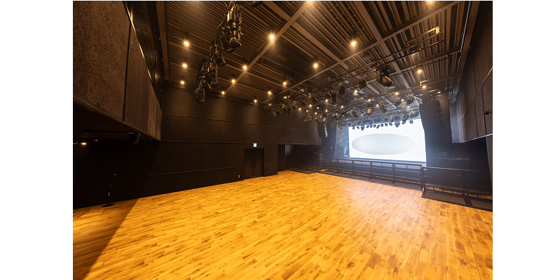 神奈川県川崎市 / ライブホール、屋上